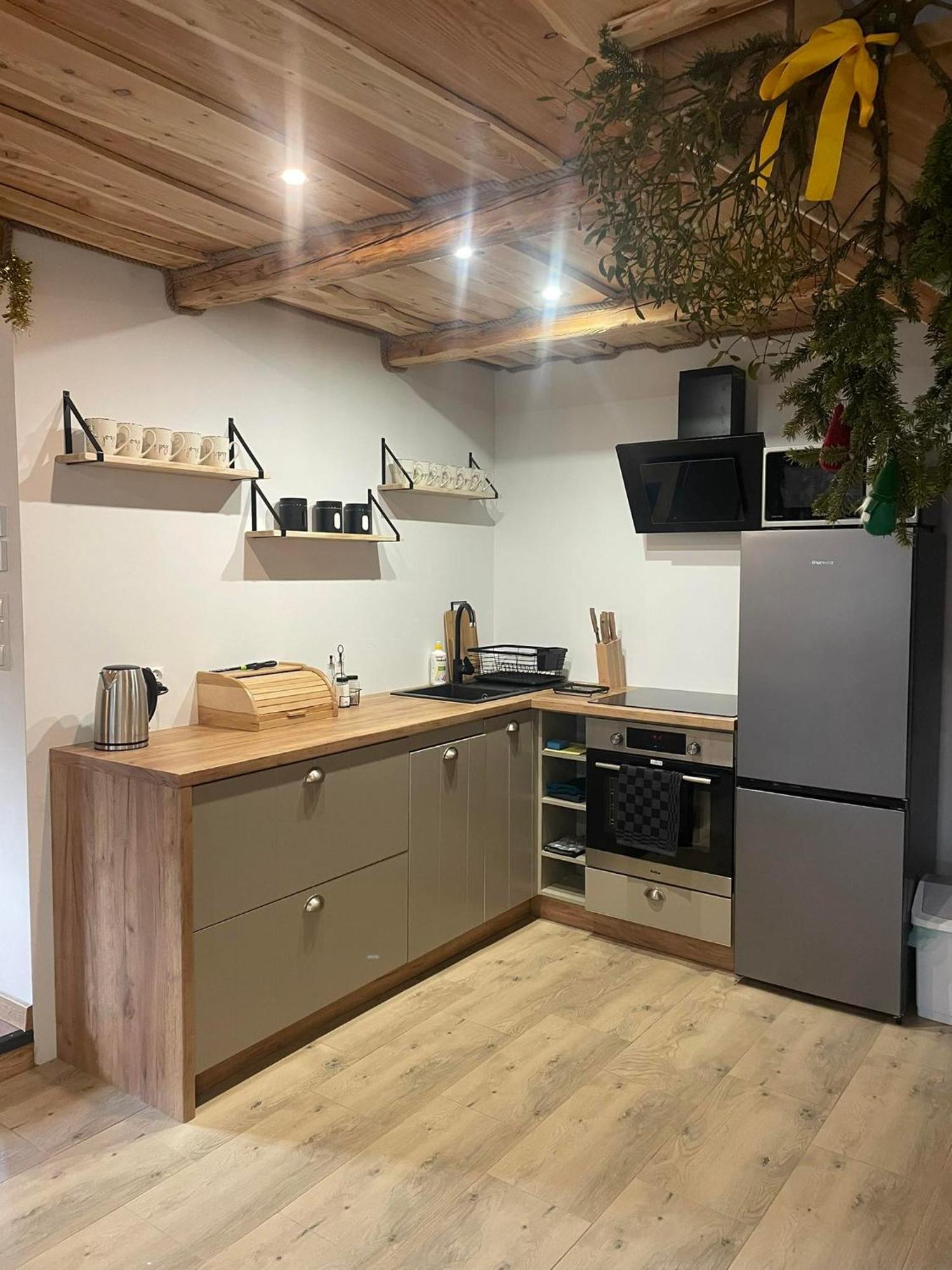 Jaskowa Chata Bieszczady Apartament Z Basenem Baligród Εξωτερικό φωτογραφία